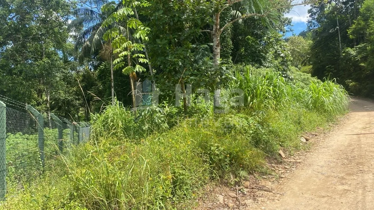 Terreno à venda de 600 m² em Guabiruba, SC, Brasil