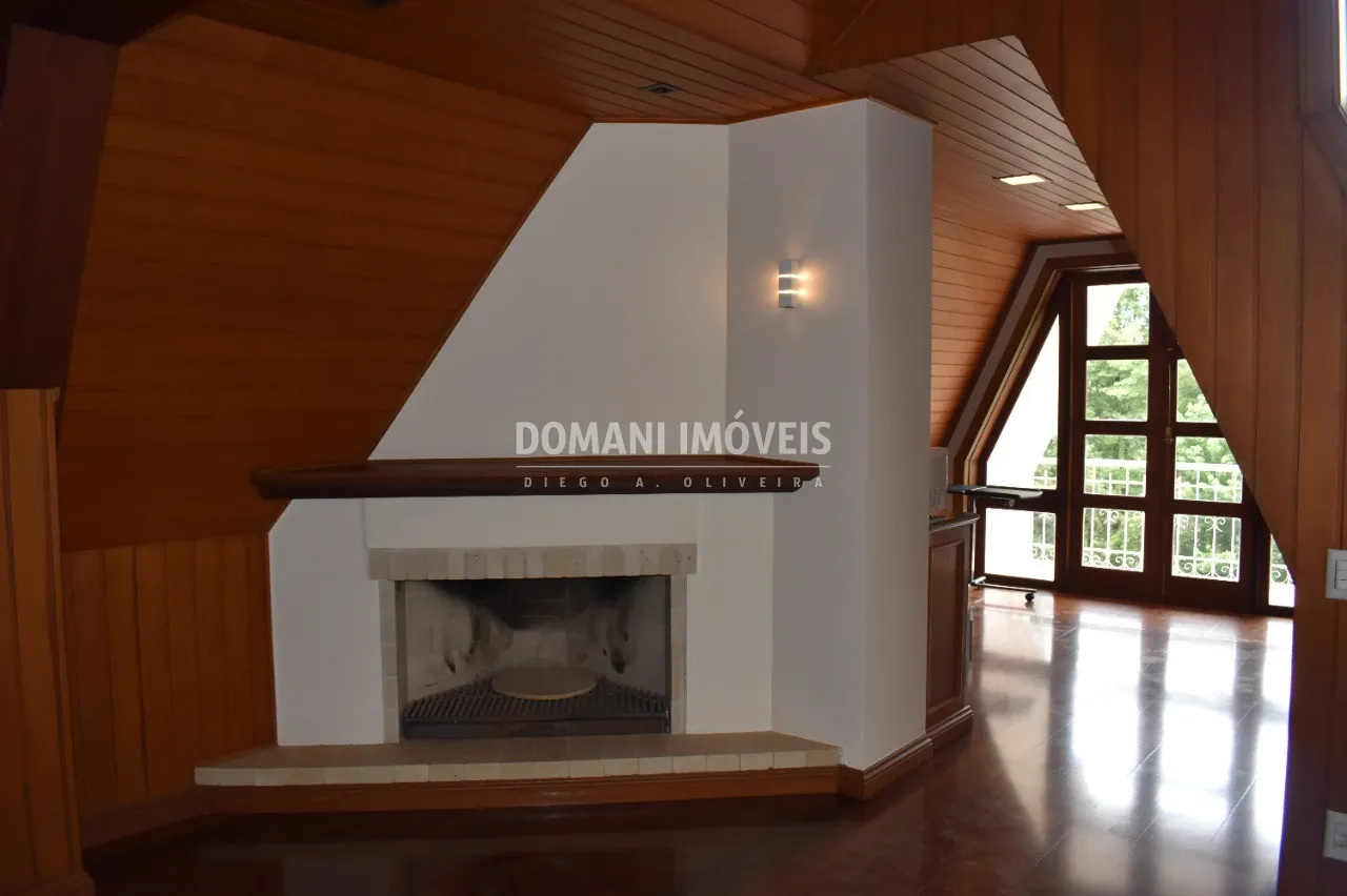 Casa à venda de 3.190 m² em Campos do Jordão, SP, Brasil