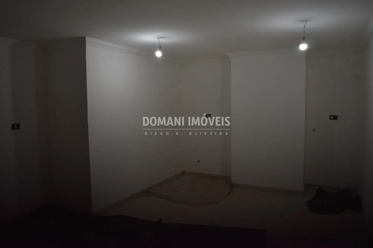Casa à venda de 3.190 m² em Campos do Jordão, SP, Brasil