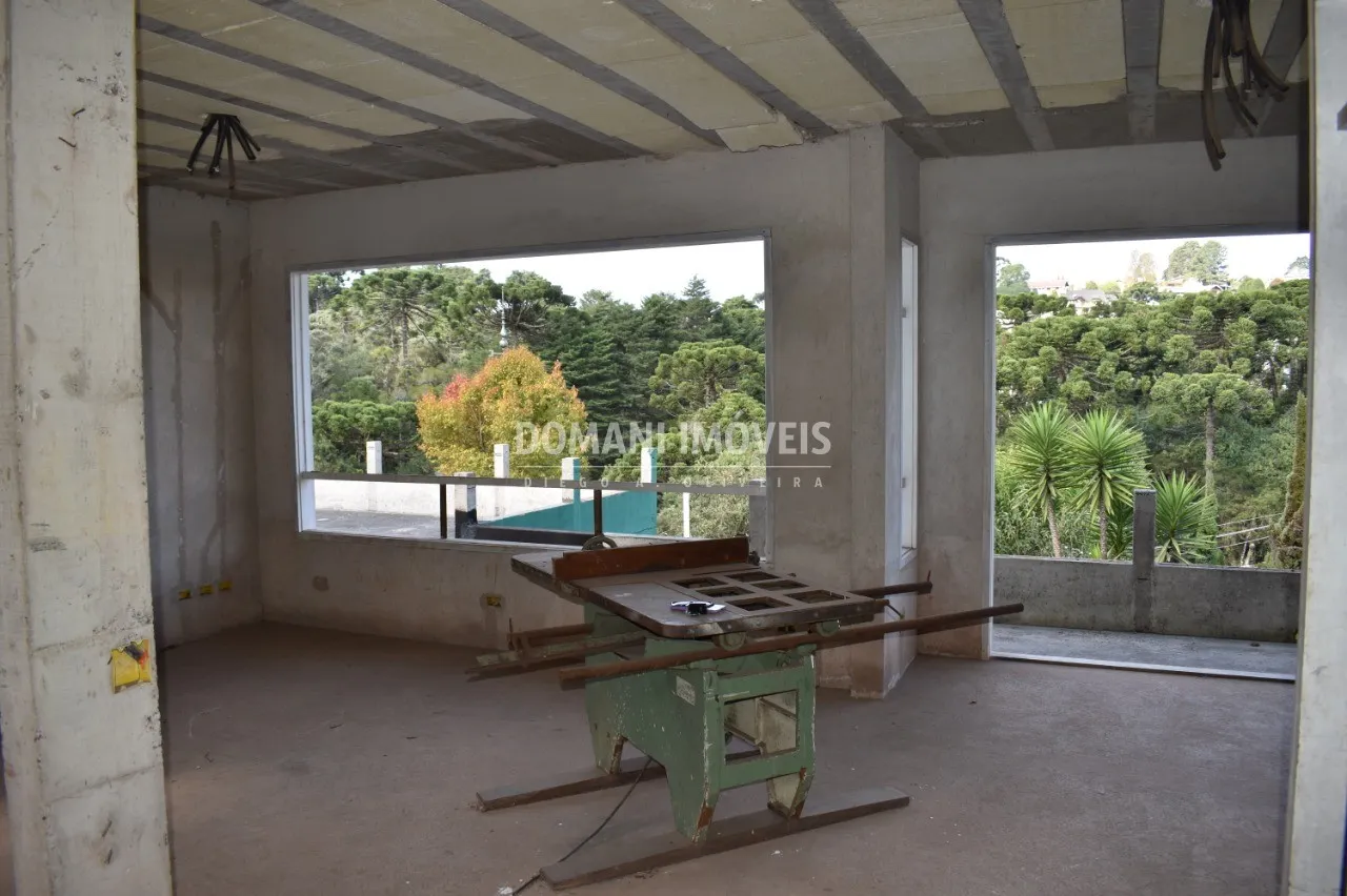 Casa à venda de 1.035 m² em Campos do Jordão, SP, Brasil