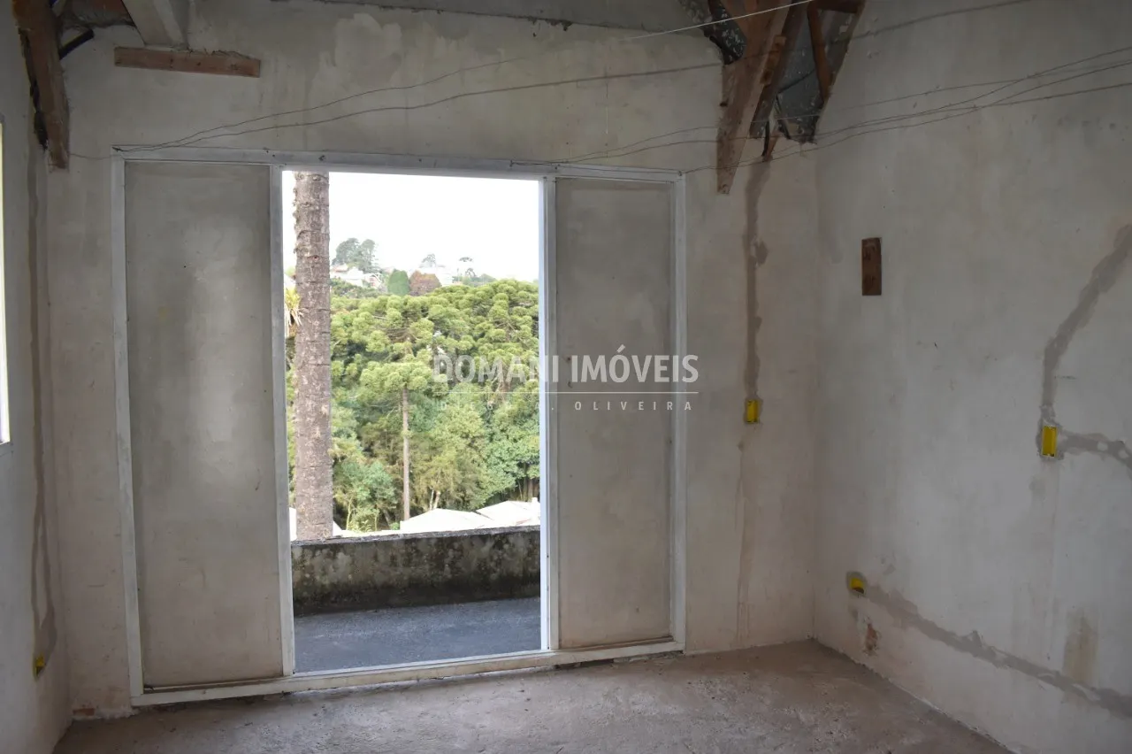 Casa à venda de 1.035 m² em Campos do Jordão, SP, Brasil