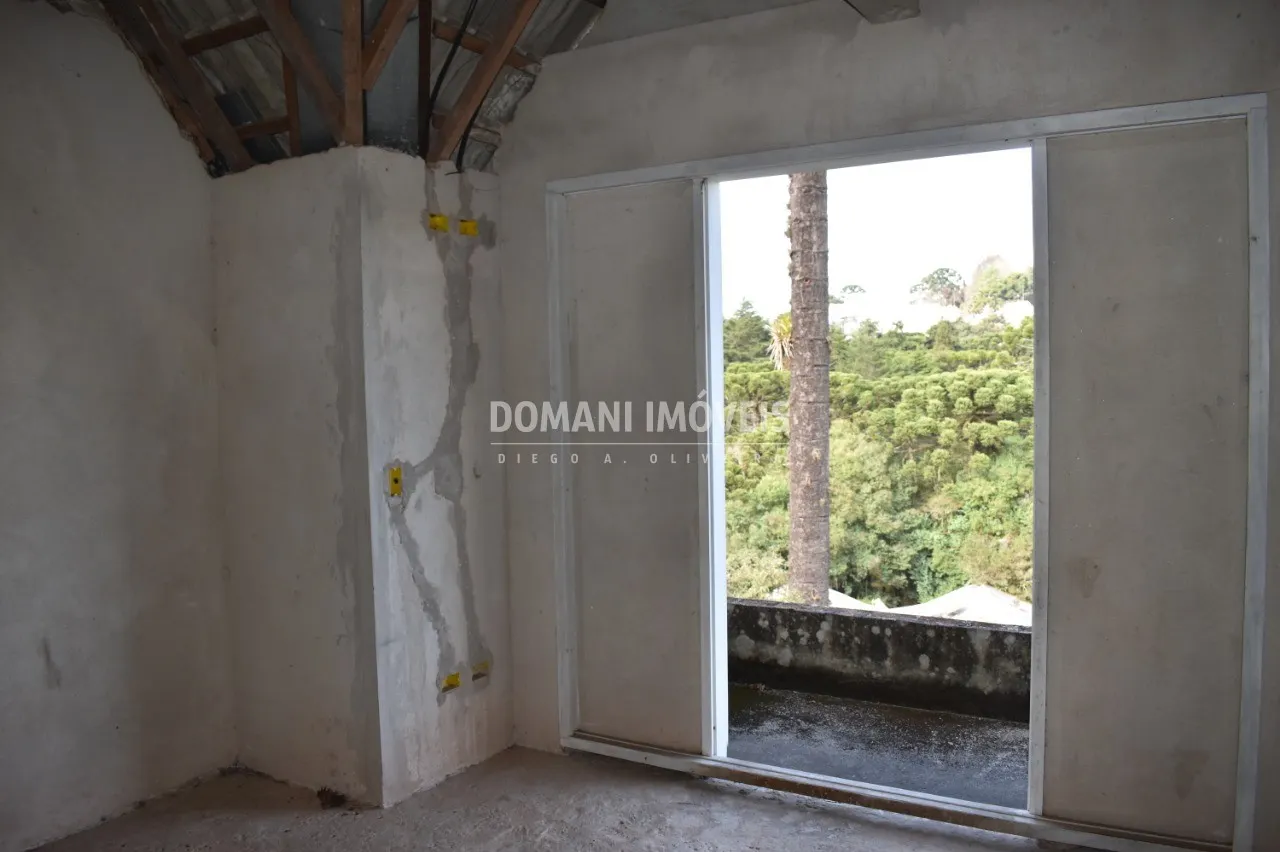 Casa à venda de 1.035 m² em Campos do Jordão, SP, Brasil
