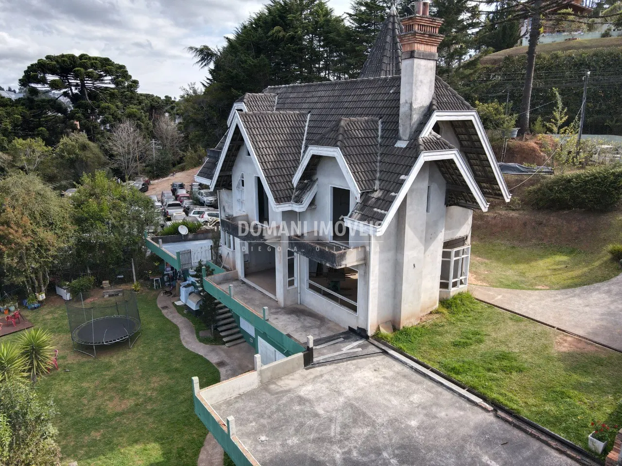 Casa à venda de 1.035 m² em Campos do Jordão, SP, Brasil