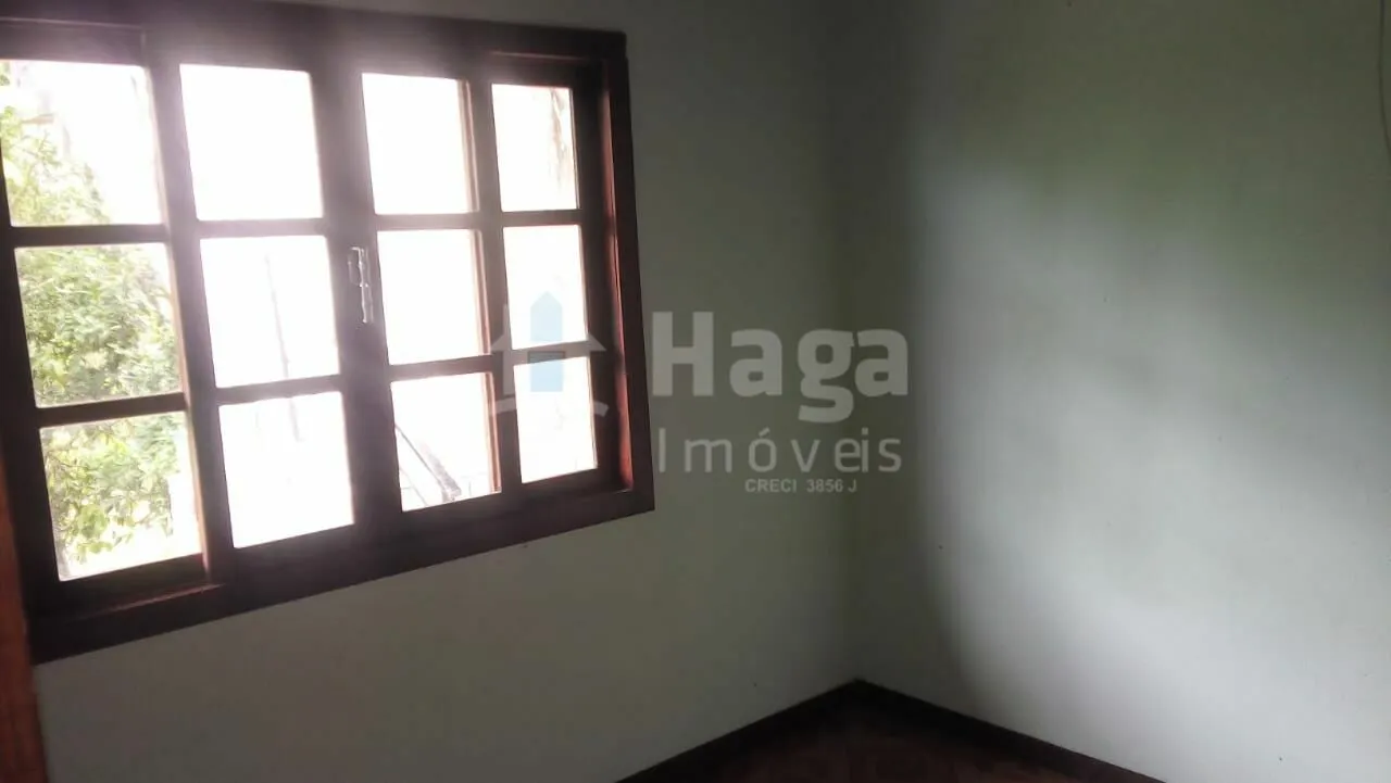 Casa à venda de 392 m² em Brusque, SC, Brasil