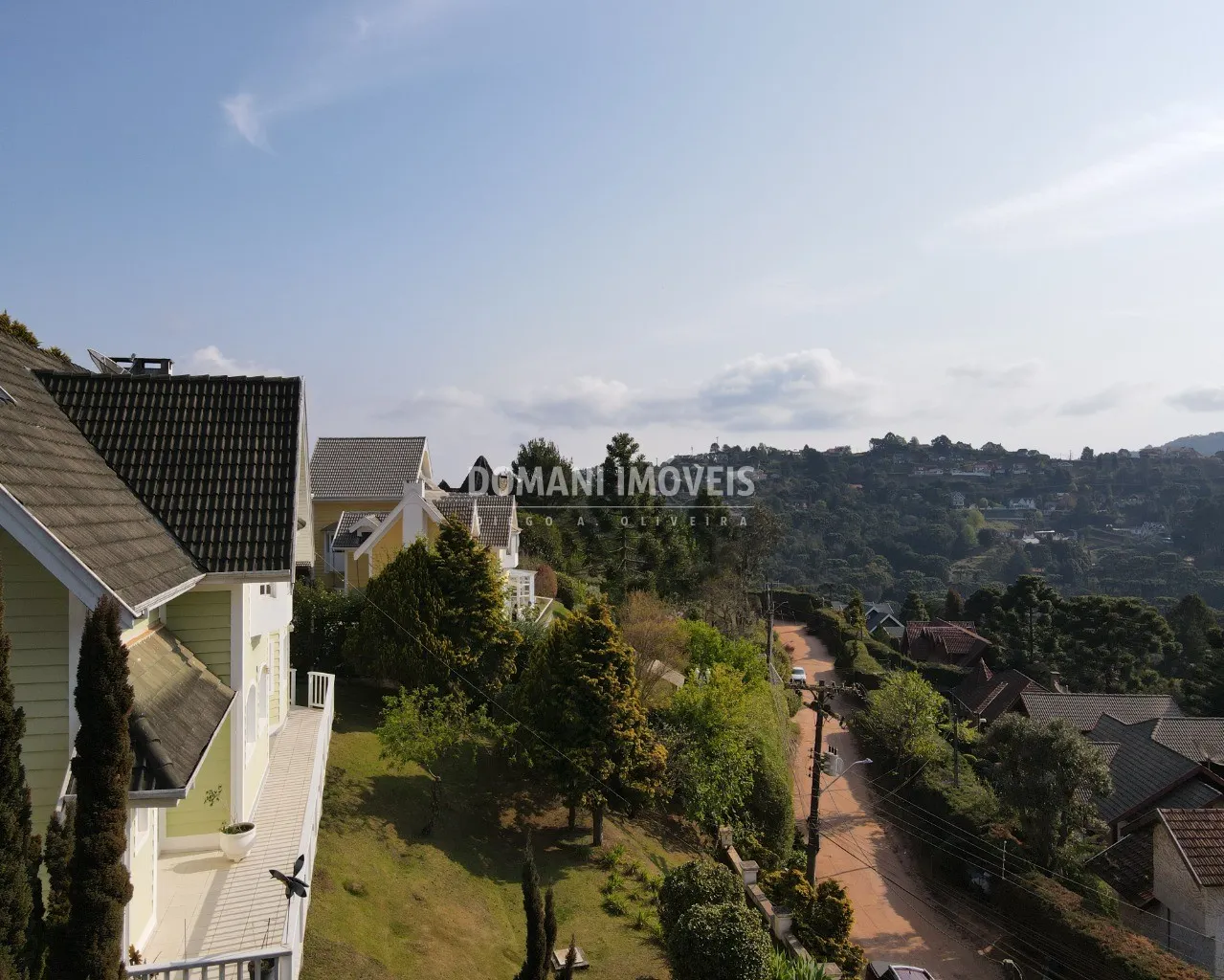 Casa à venda de 1.000 m² em Campos do Jordão, SP, Brasil