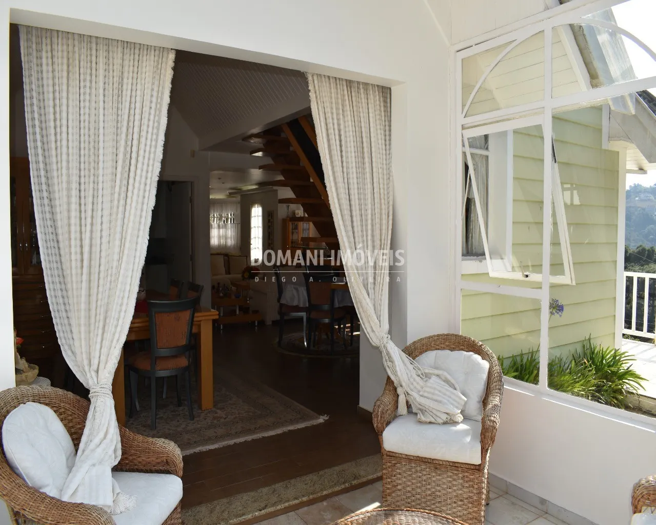 Casa à venda de 1.000 m² em Campos do Jordão, SP, Brasil