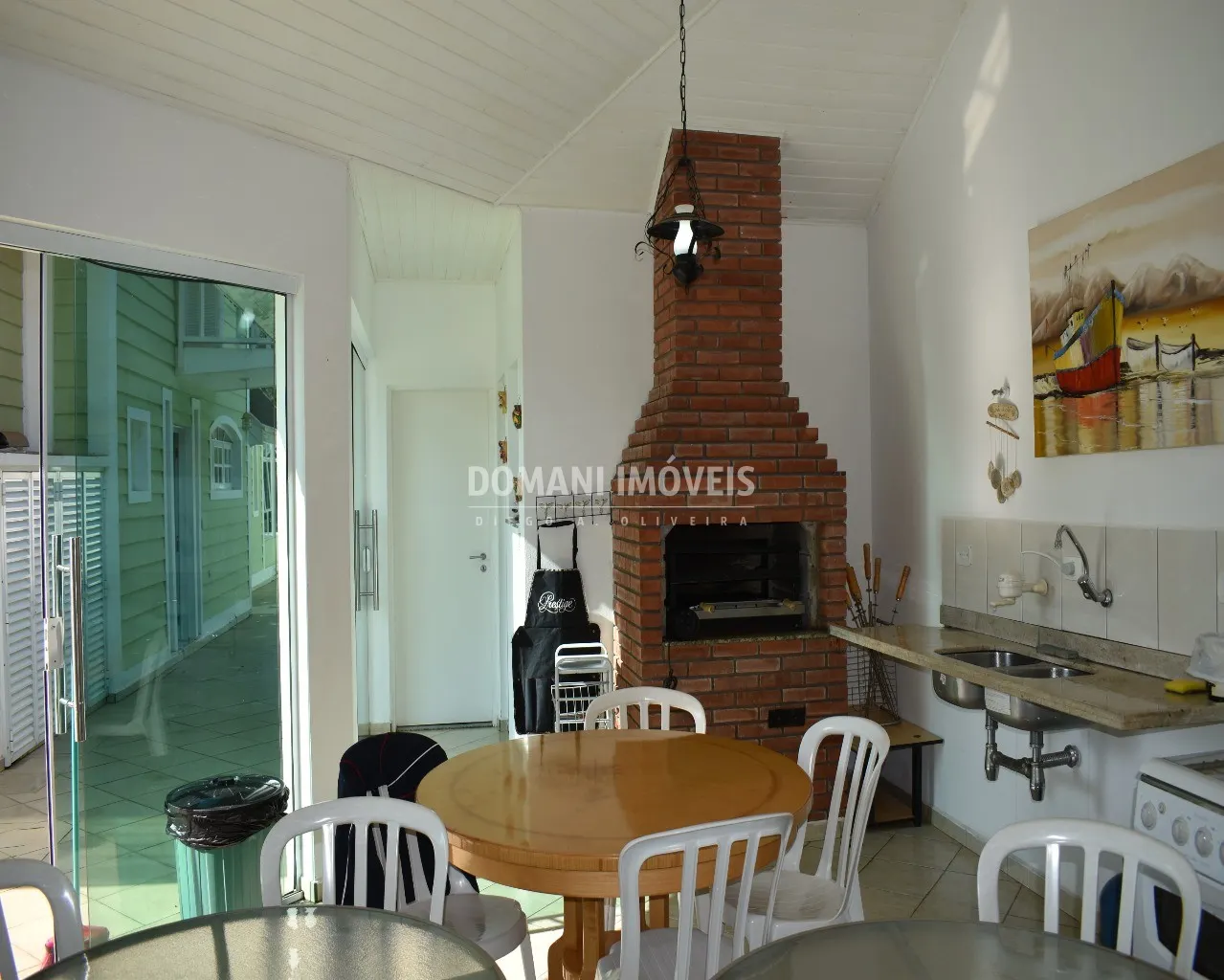 Casa à venda de 1.000 m² em Campos do Jordão, SP, Brasil