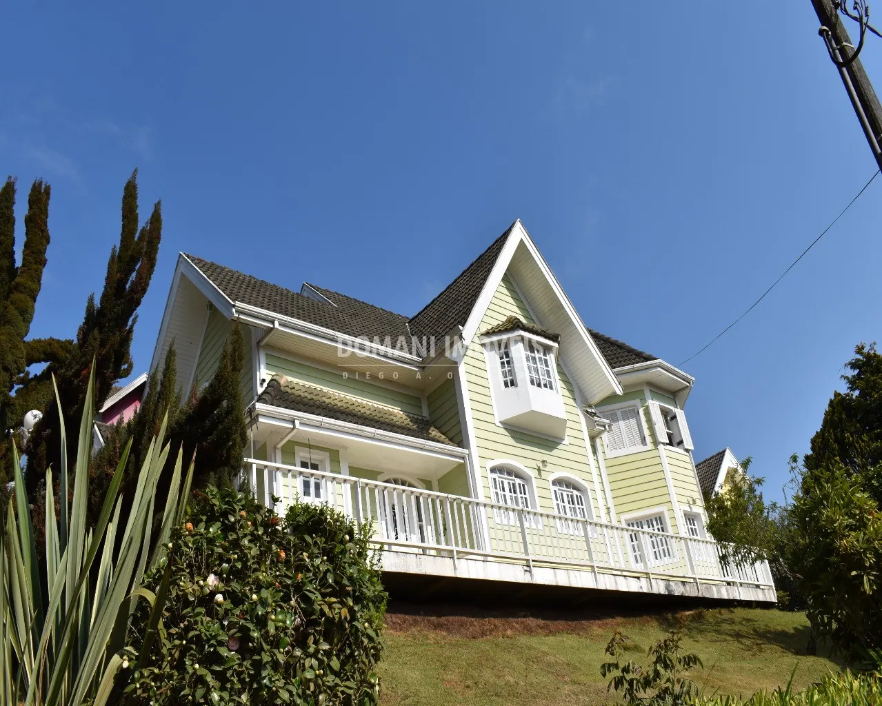 Casa à venda de 1.000 m² em Campos do Jordão, SP, Brasil