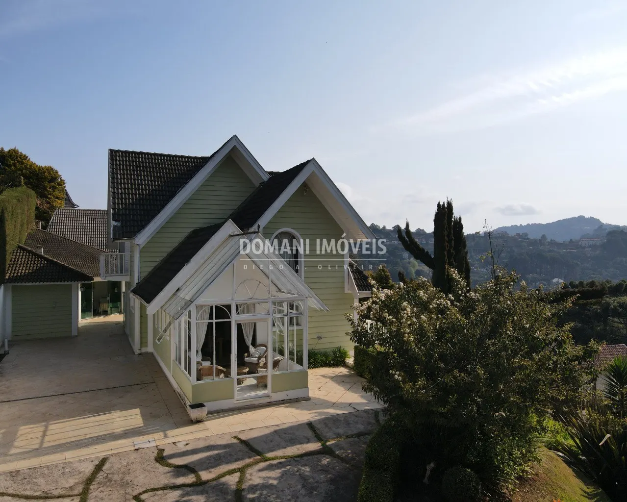 Casa à venda de 1.000 m² em Campos do Jordão, SP, Brasil
