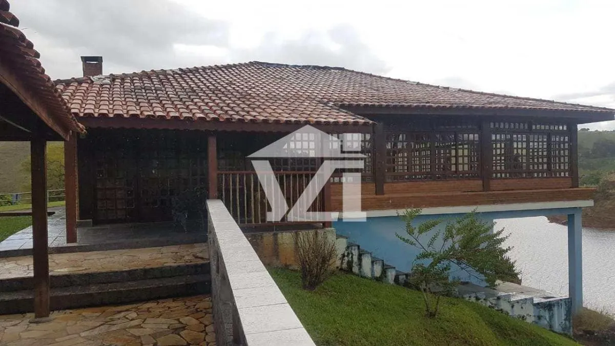 Chácara à venda de 1 ha em Santa Isabel, SP, Brasil