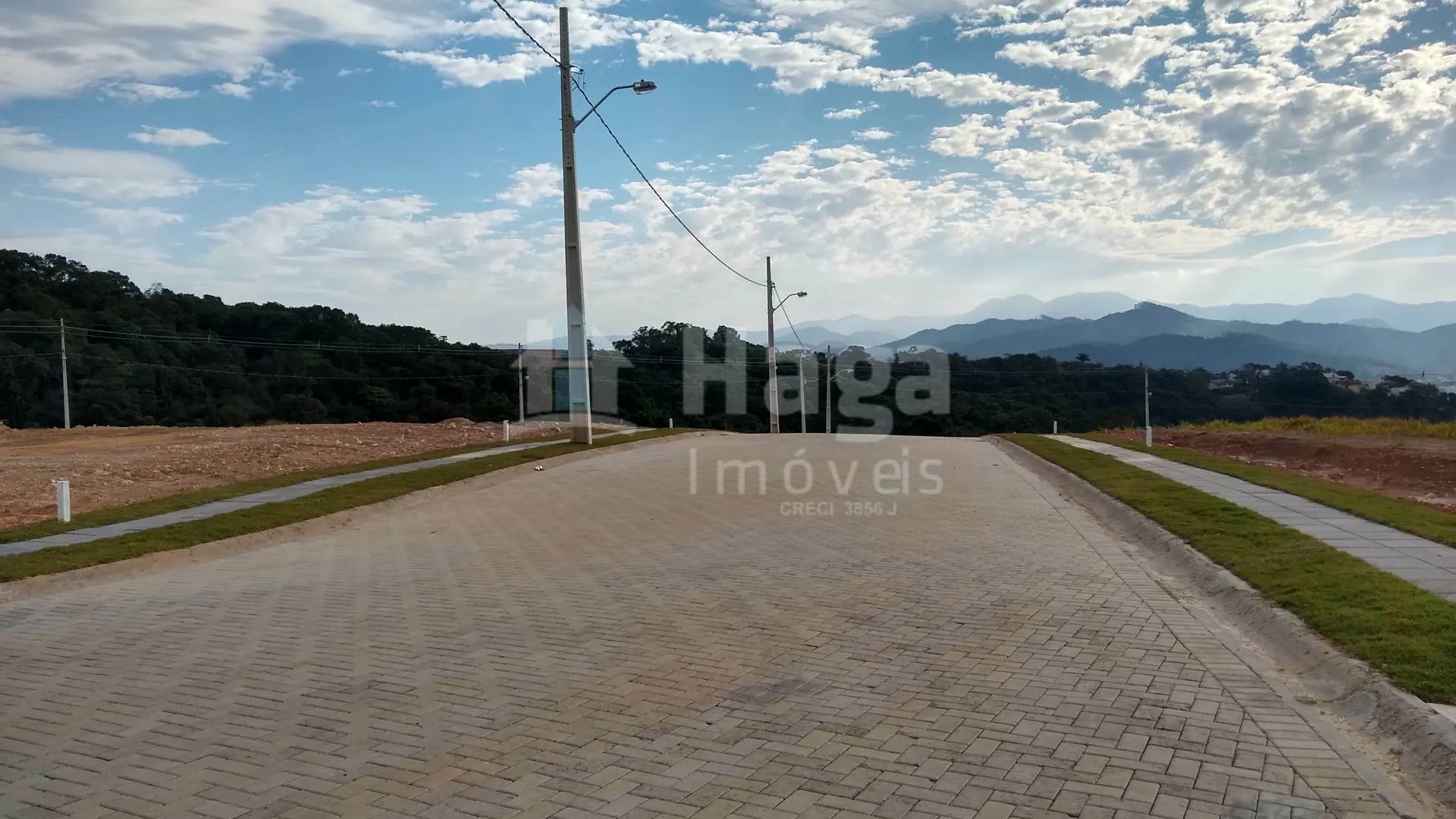 Terreno à venda de 418 m² em Brusque, SC, Brasil