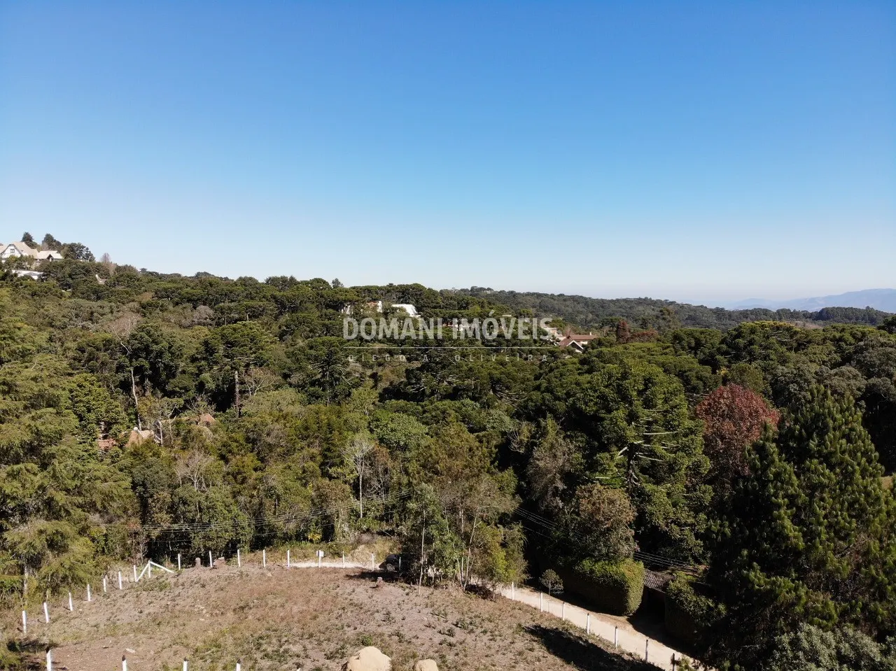 Terreno à venda de 1.050 m² em Campos do Jordão, SP, Brasil