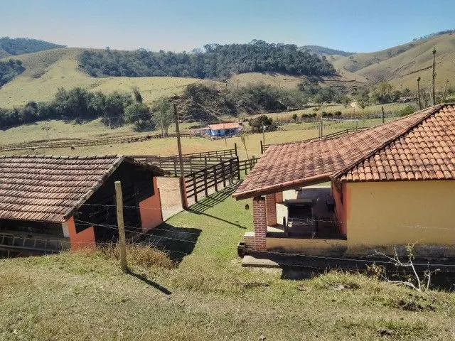 Sítio à venda de 4 ha em Cunha, SP, Brasil
