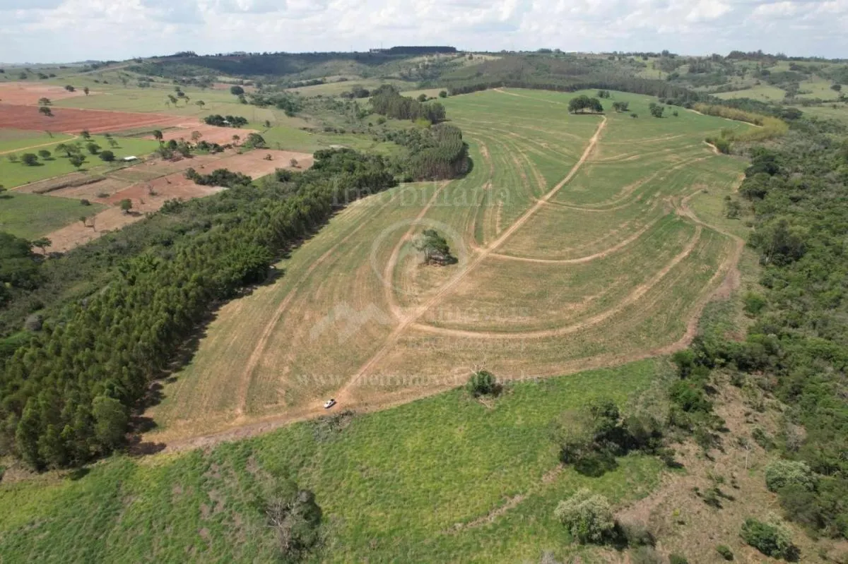 Fazenda à venda de 57 ha em Echaporã, SP, Brasil