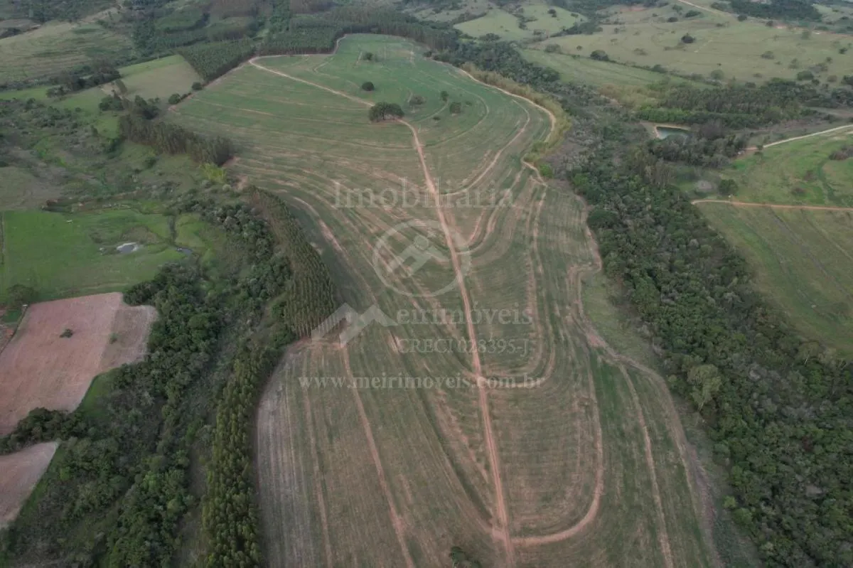 Fazenda à venda de 57 ha em Echaporã, SP, Brasil