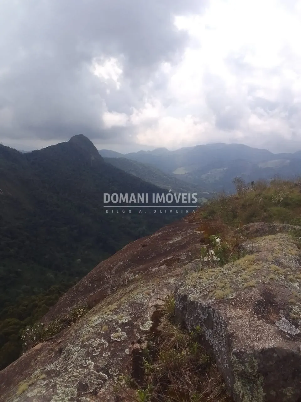 Sítio à venda de 3 ha em Gonçalves, MG, Brasil