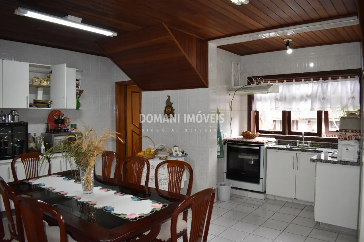 Pousada à venda de 1.560 m² em Campos do Jordão, SP, Brasil