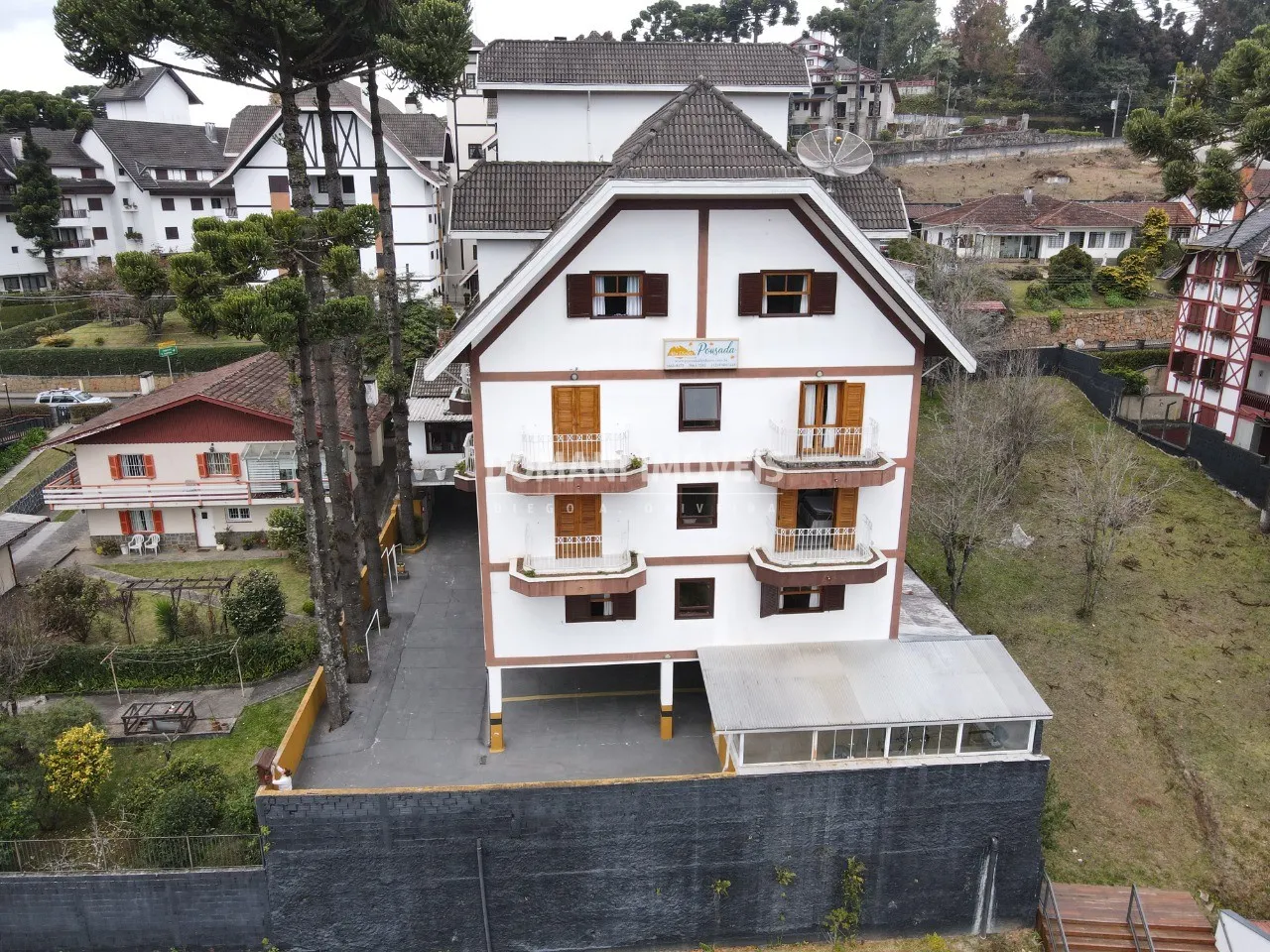 Pousada à venda de 1.560 m² em Campos do Jordão, SP, Brasil