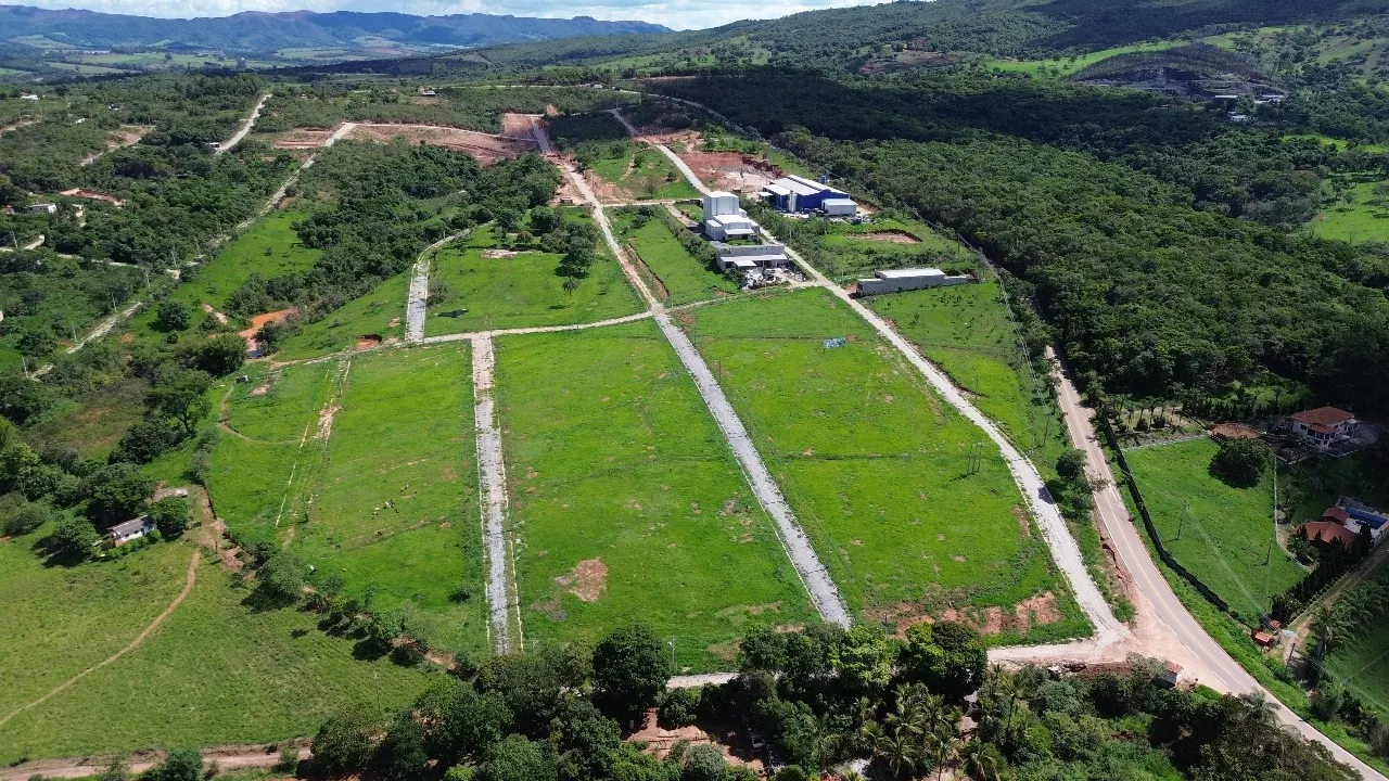 Terreno à venda de 360 m² em Mateus Leme, MG, Brasil