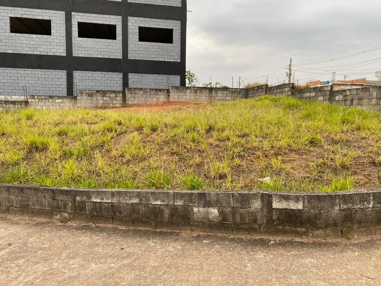 Terreno à venda de 274 m² em São José dos Campos, SP, Brasil