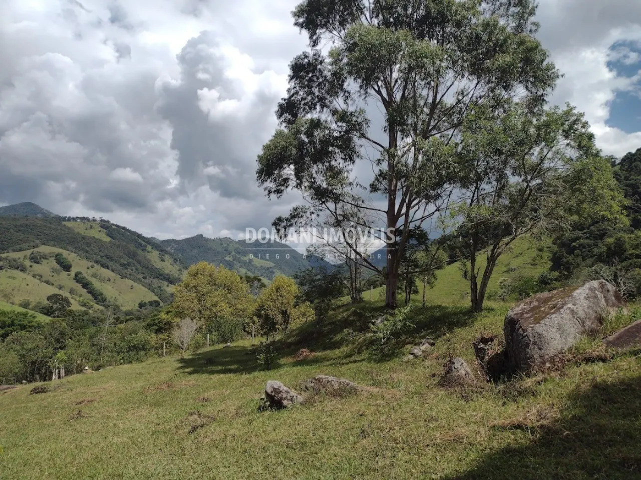 Sítio à venda de 2 ha em Sapucaí-Mirim, MG, Brasil