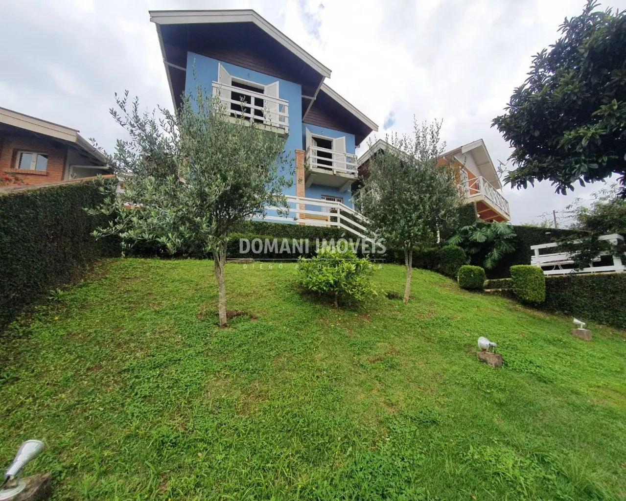 Casa à venda de 290 m² em Campos do Jordão, SP, Brasil