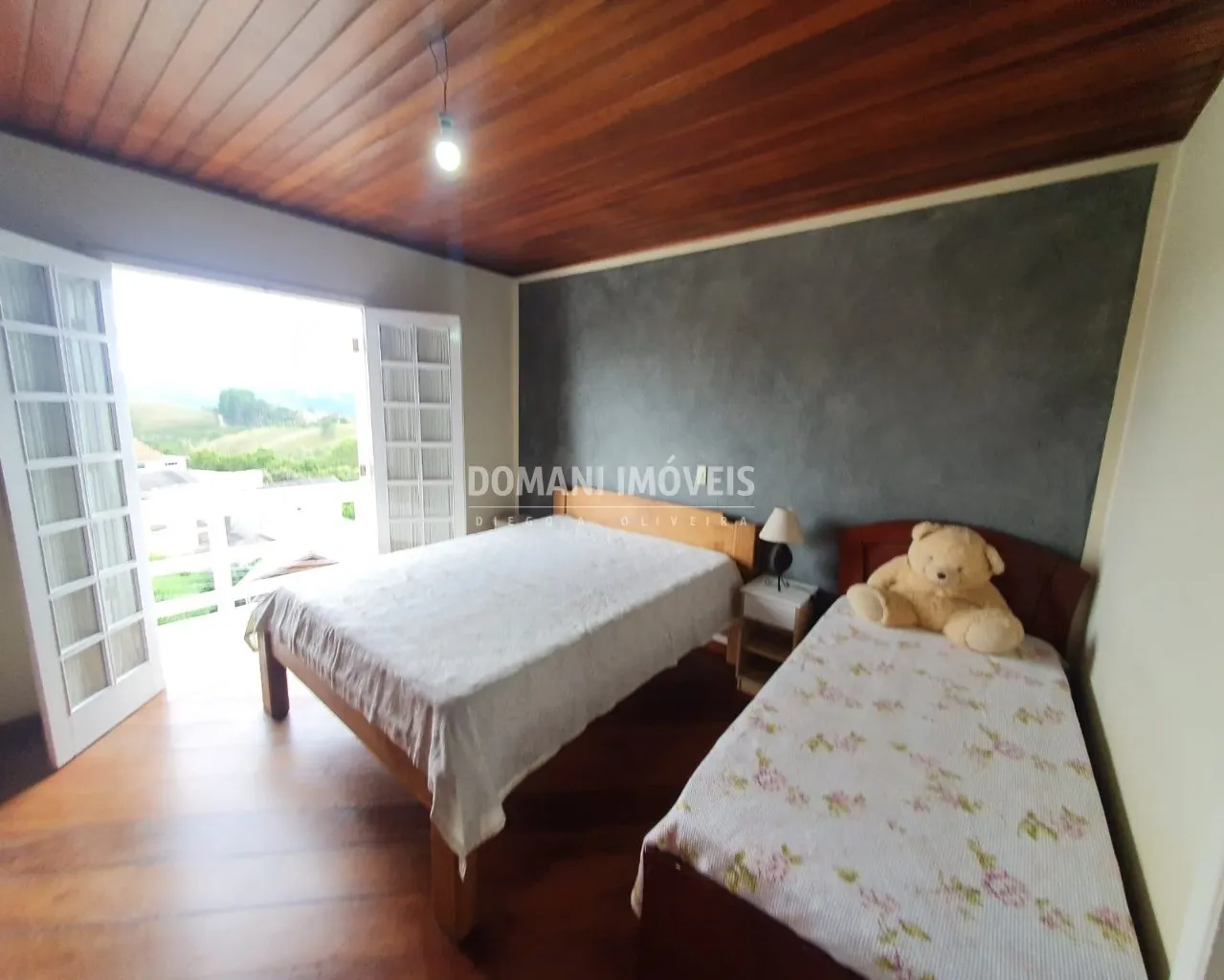 Casa à venda de 290 m² em Campos do Jordão, SP, Brasil
