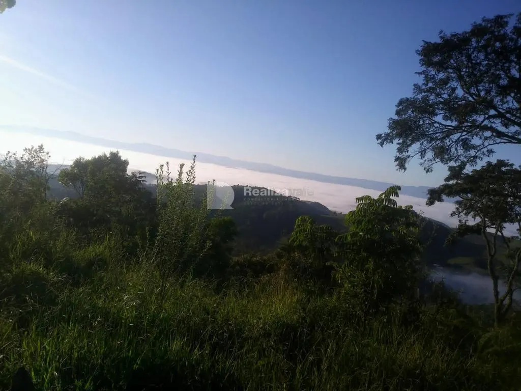 Sítio à venda de 48 ha em Guaratinguetá, SP, Brasil
