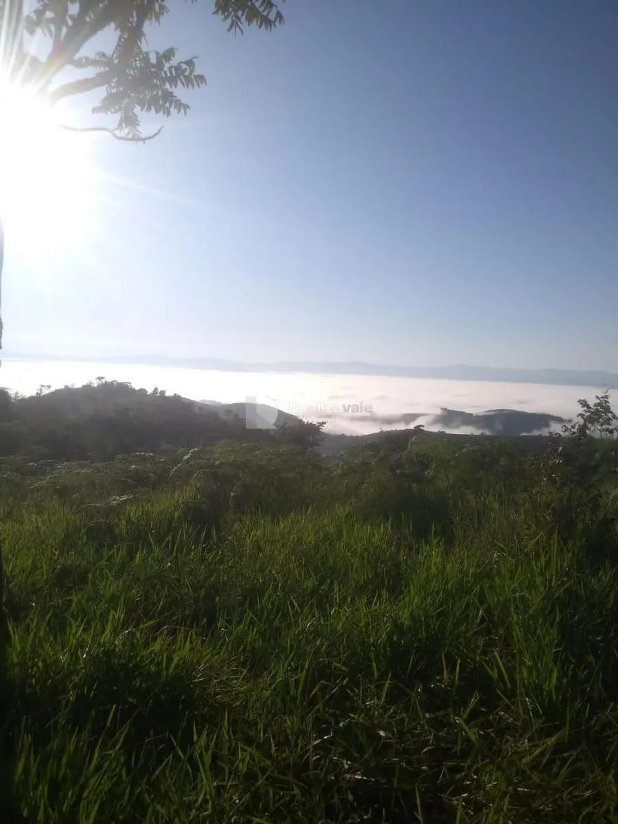 Sítio à venda de 48 ha em Guaratinguetá, SP, Brasil