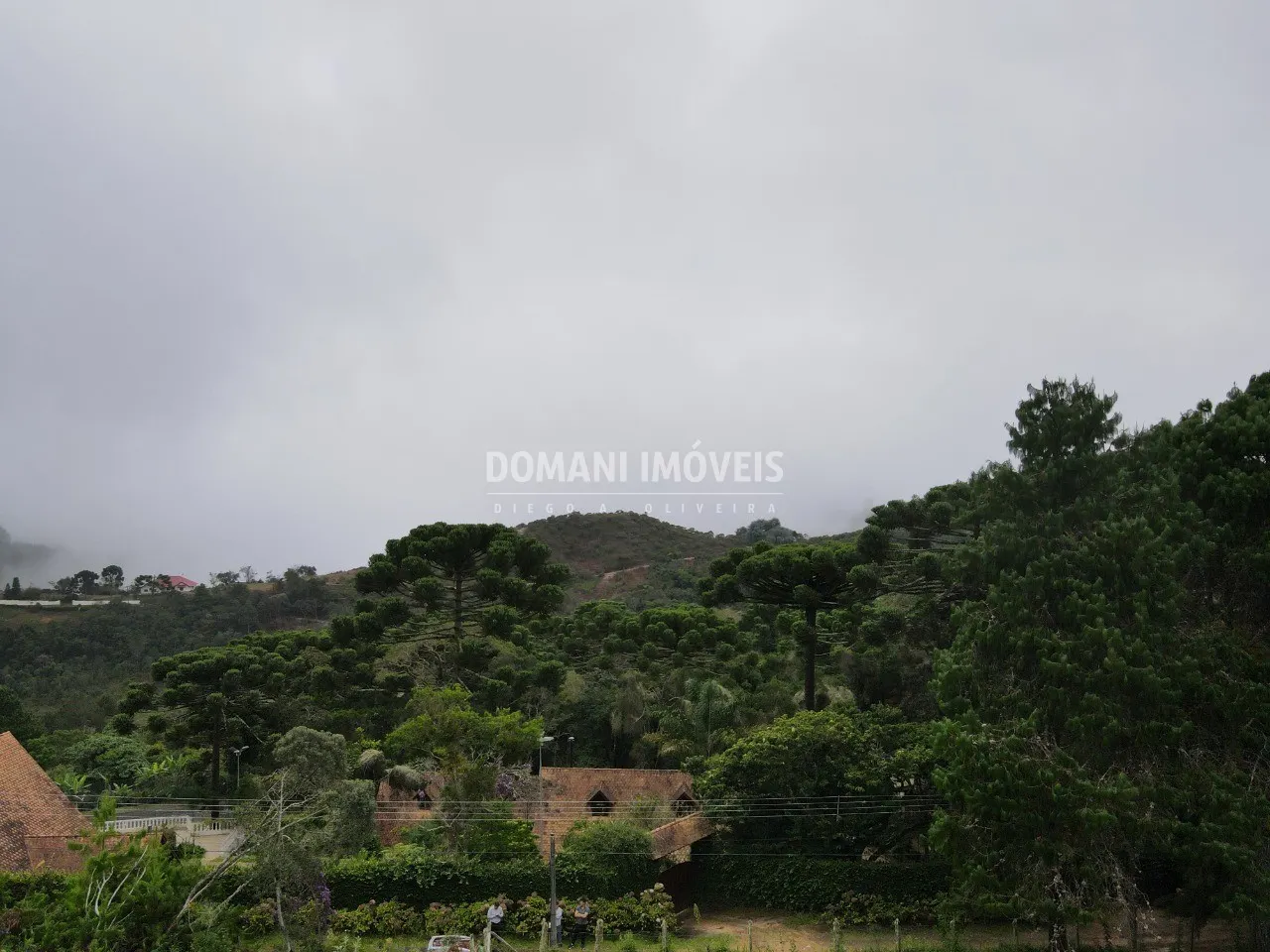 Terreno à venda de 1.050 m² em Campos do Jordão, SP, Brasil