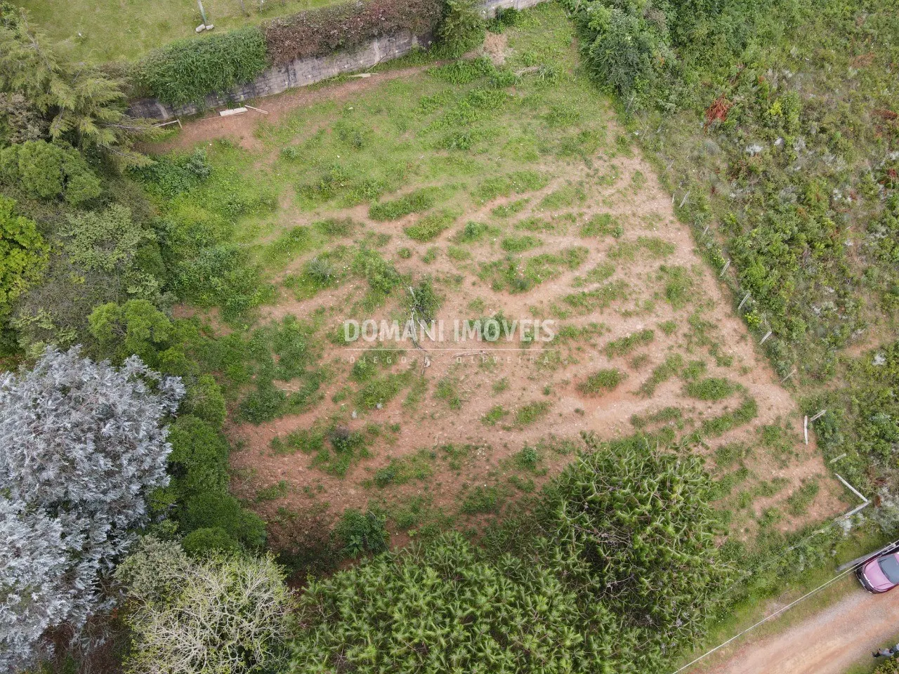Terreno à venda de 1.050 m² em Campos do Jordão, SP, Brasil
