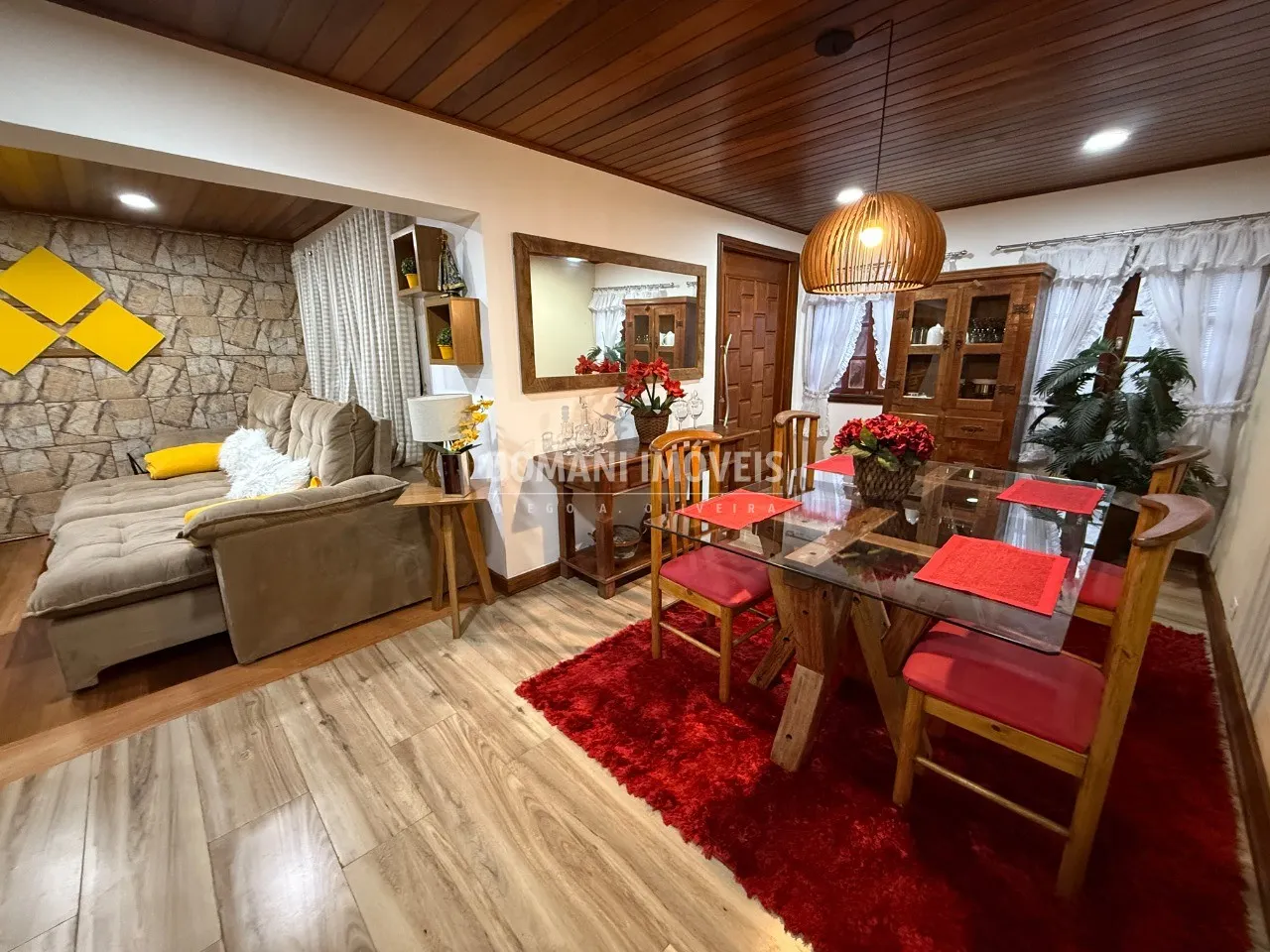Casa à venda de 128 m² em Campos do Jordão, SP, Brasil