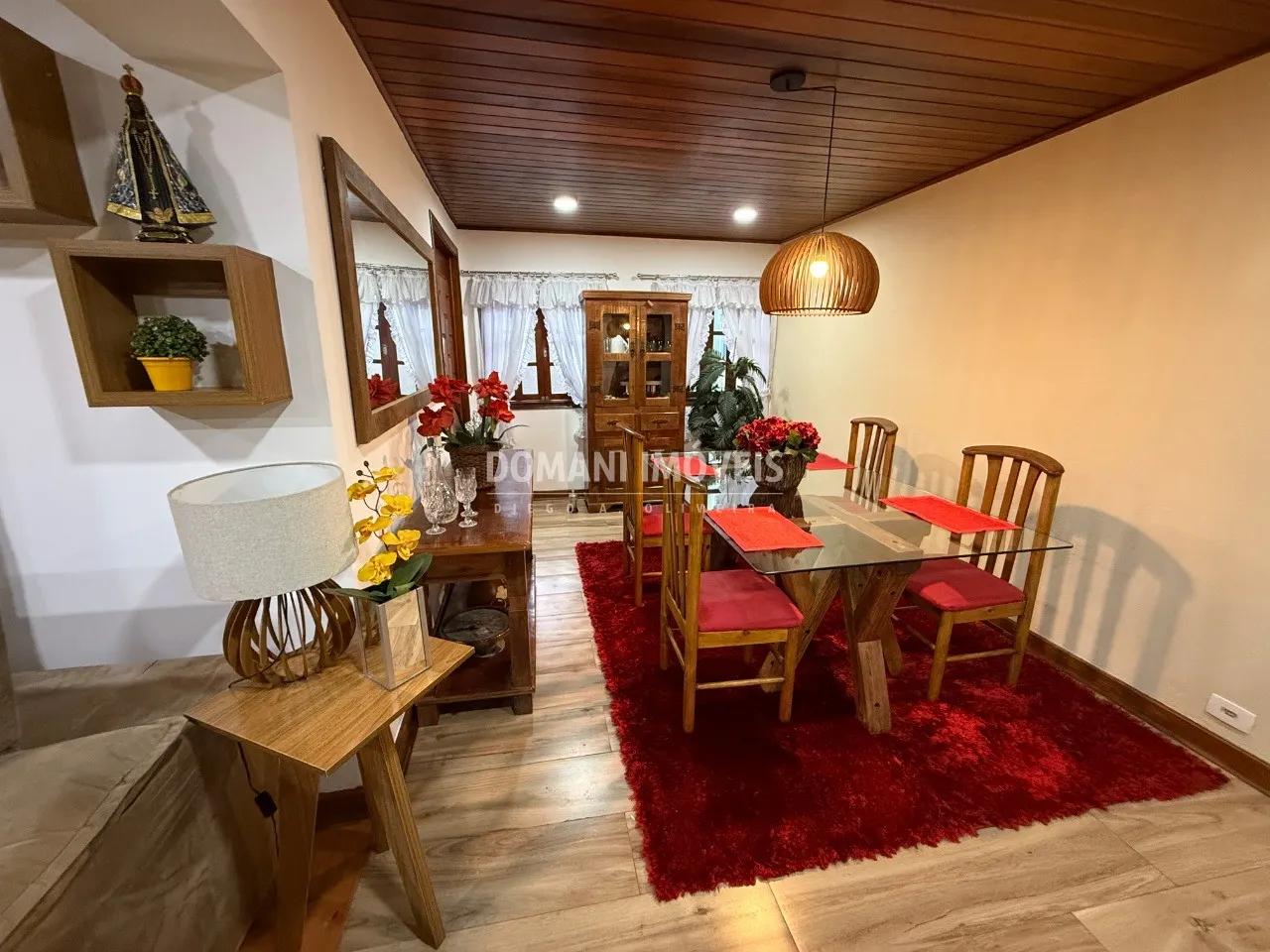 Casa à venda de 128 m² em Campos do Jordão, SP, Brasil