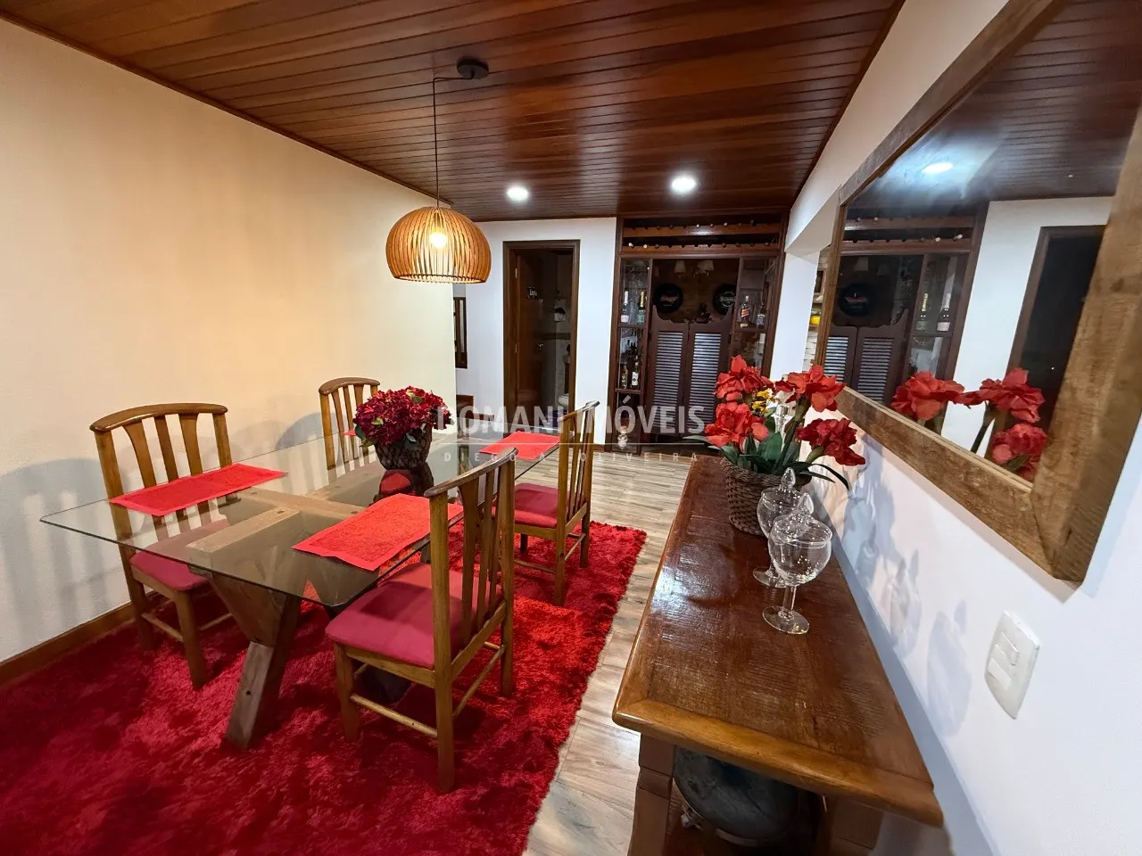 Casa à venda de 128 m² em Campos do Jordão, SP, Brasil