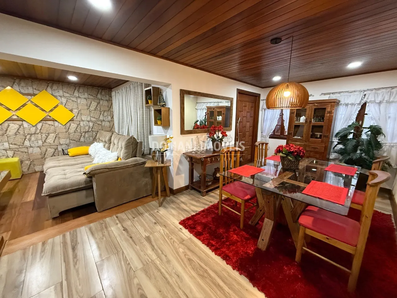 Casa à venda de 128 m² em Campos do Jordão, SP, Brasil