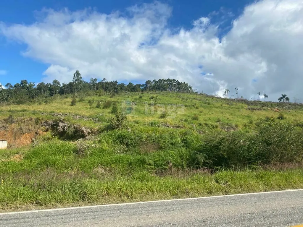 Terreno à venda de 3 ha em Nova Trento, SC, Brasil