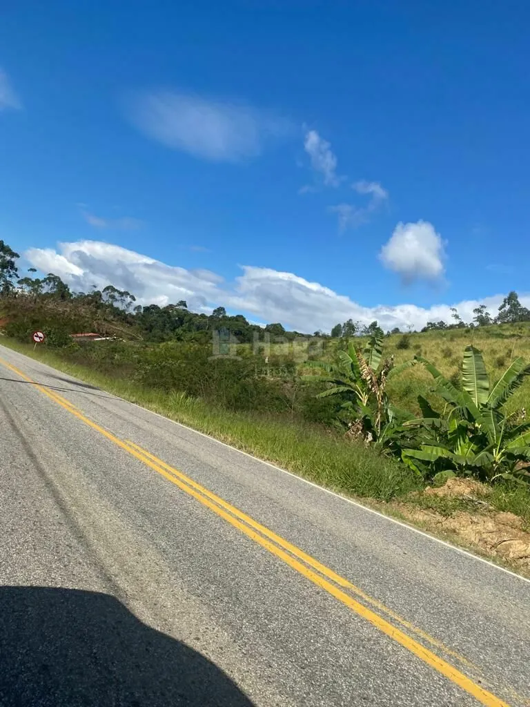 Terreno à venda de 3 ha em Nova Trento, SC, Brasil