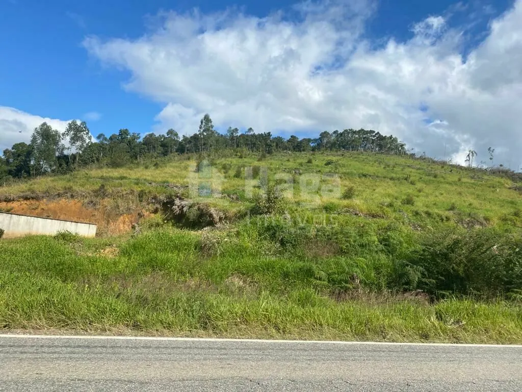 Terreno à venda de 3 ha em Nova Trento, SC, Brasil