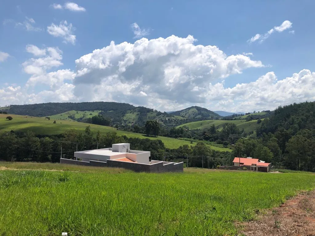 Plot for sale of 300 m² in Pouso Alegre, MG, Brazil