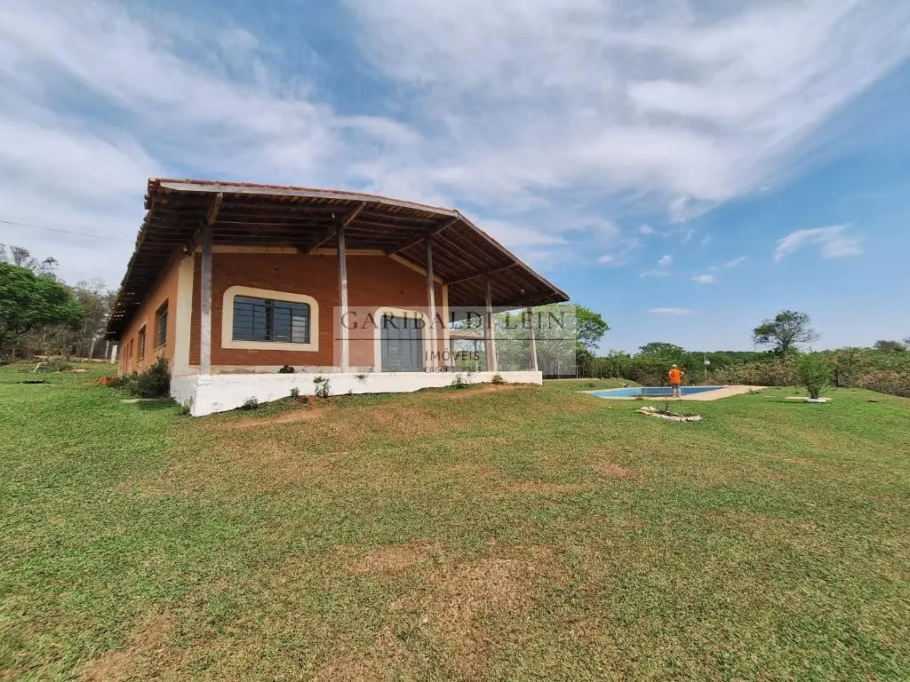 Sítio à venda de 12 ha em Jaguariúna, SP, Brasil