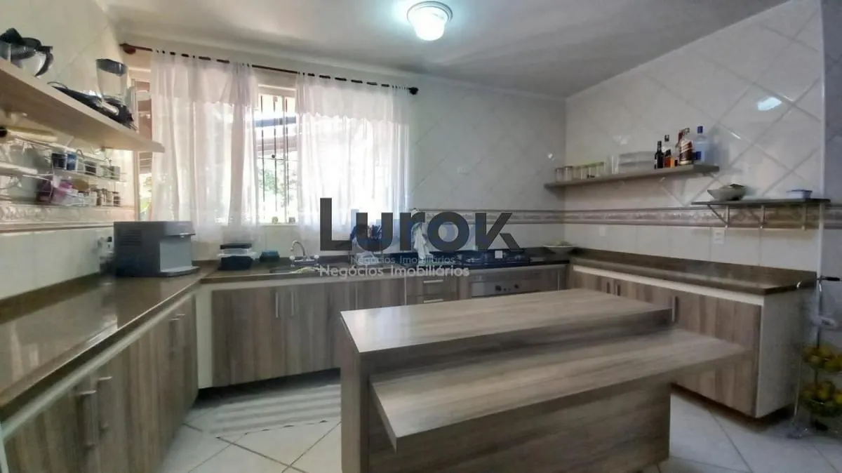 Chácara à venda de 2.000 m² em Valinhos, SP, Brasil
