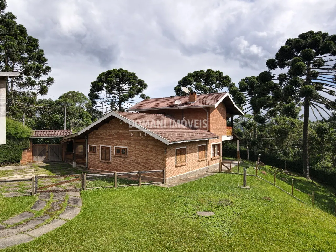 House for sale of 2,260 m² in Campos do Jordão, SP, Brazil