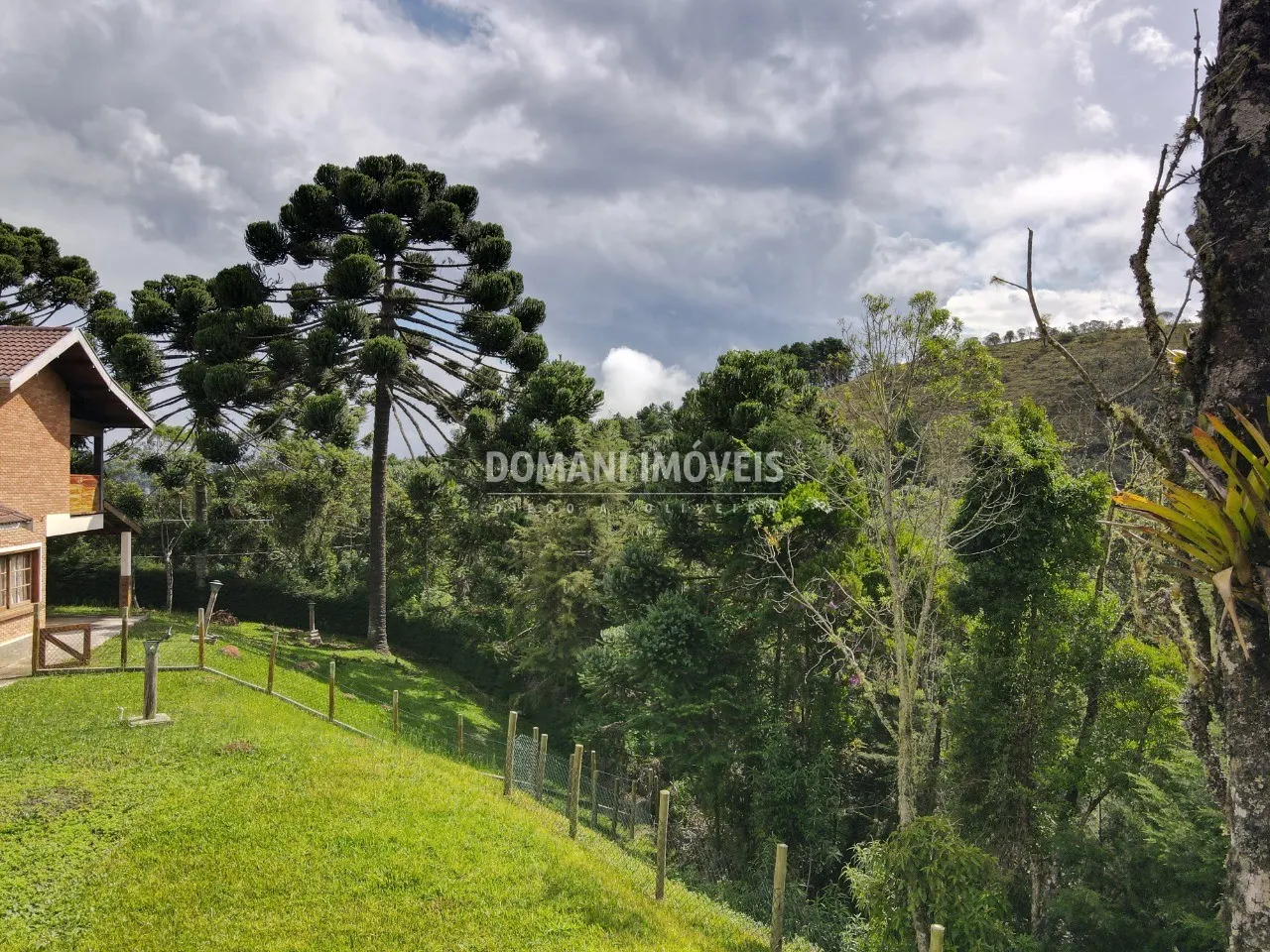 House for sale of 2,260 m² in Campos do Jordão, SP, Brazil