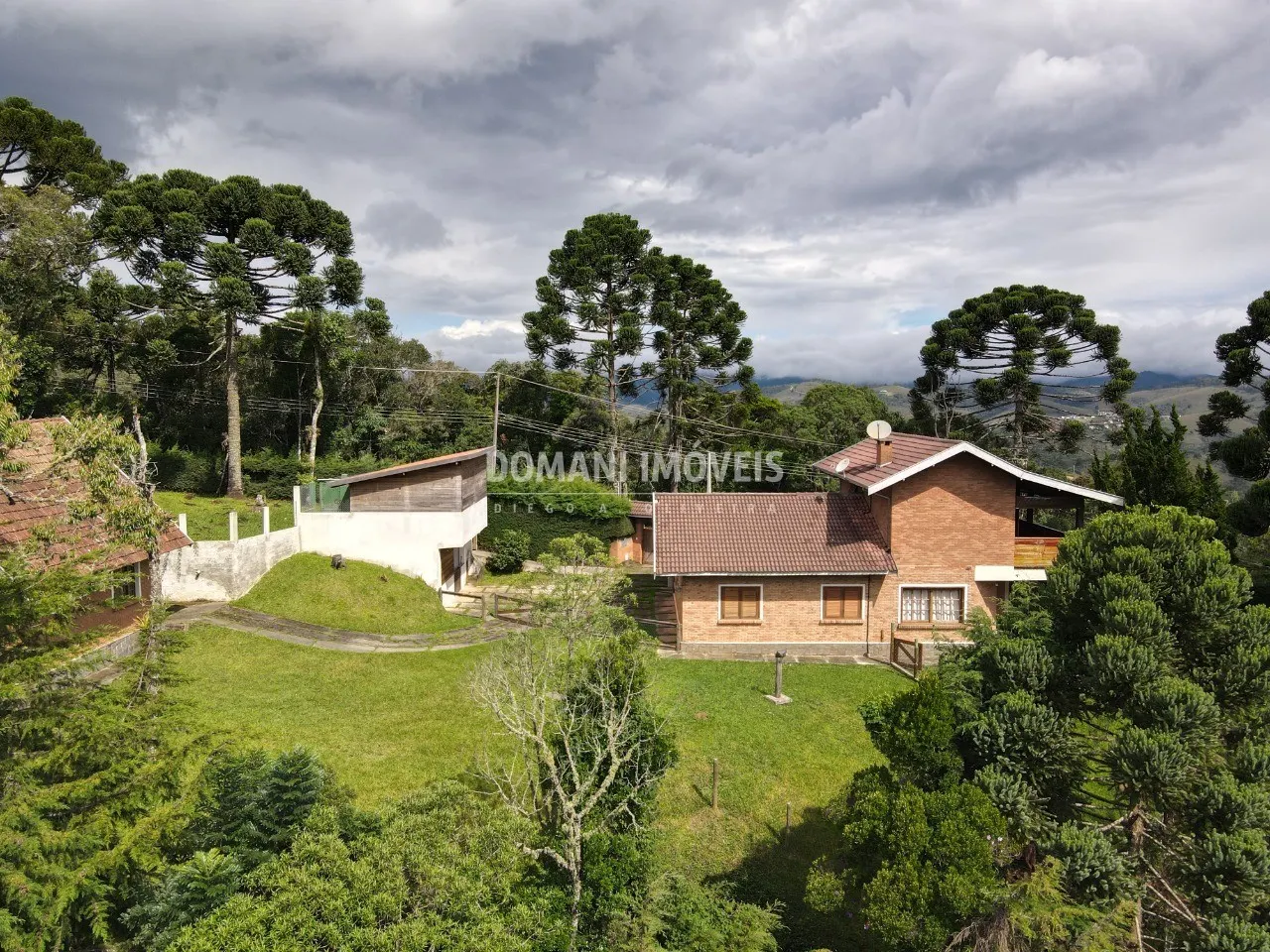 House for sale of 2,260 m² in Campos do Jordão, SP, Brazil