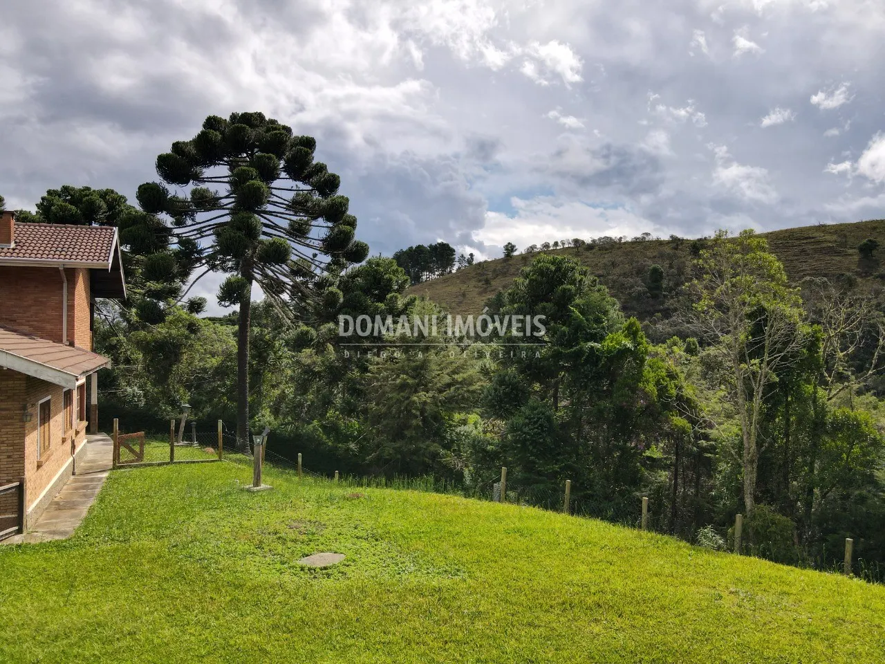 House for sale of 2,260 m² in Campos do Jordão, SP, Brazil