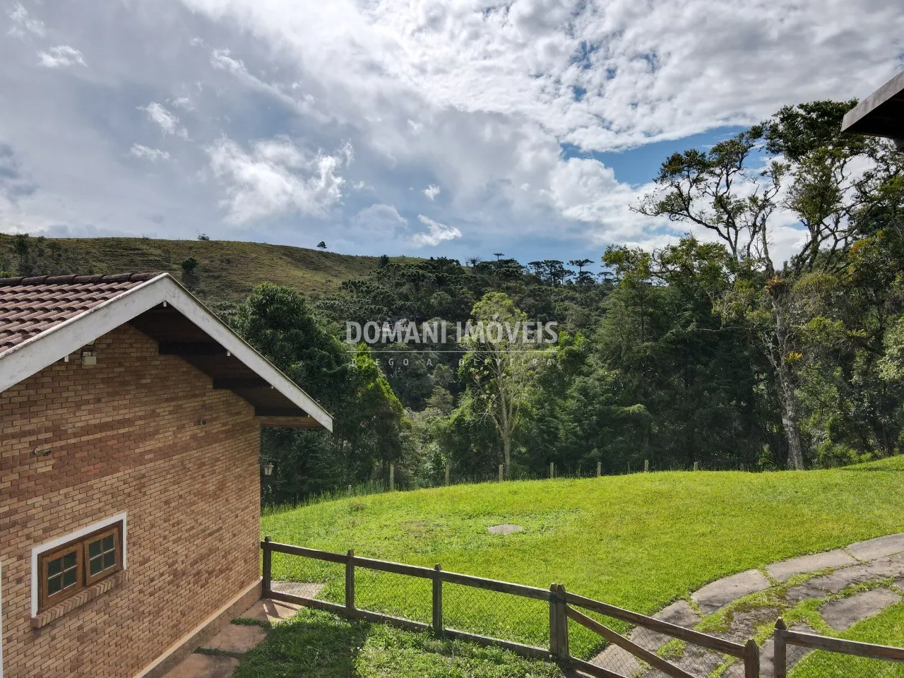 House for sale of 2,260 m² in Campos do Jordão, SP, Brazil