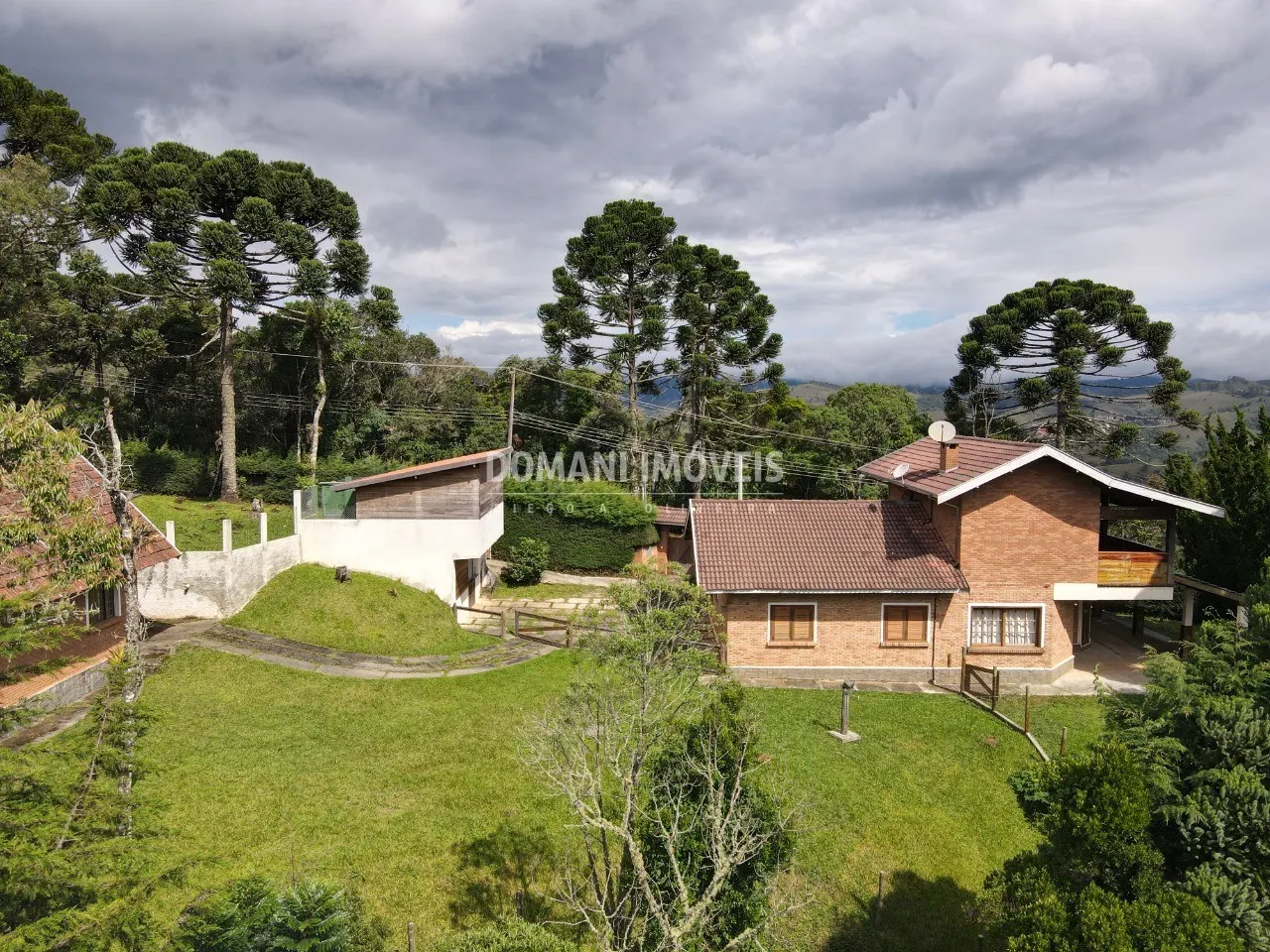 House for sale of 2,260 m² in Campos do Jordão, SP, Brazil