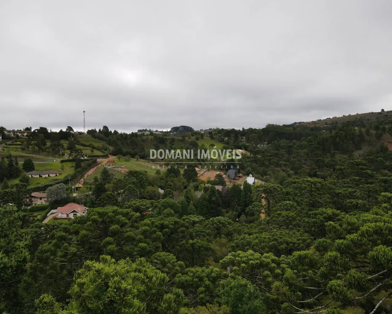 Terreno à venda de 1.050 m² em Campos do Jordão, SP, Brasil