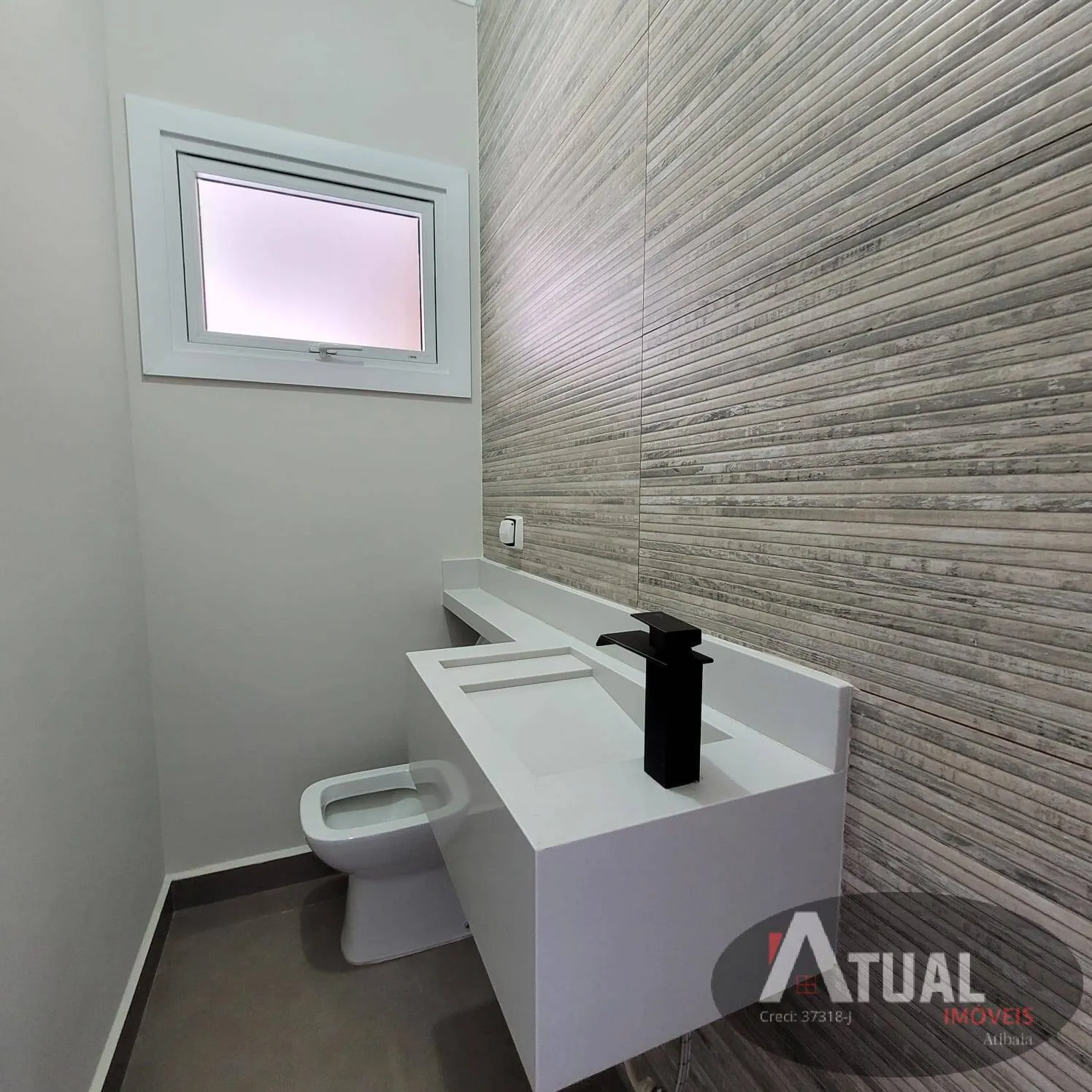 Casa à venda de 360 m² em Atibaia, SP, Brasil