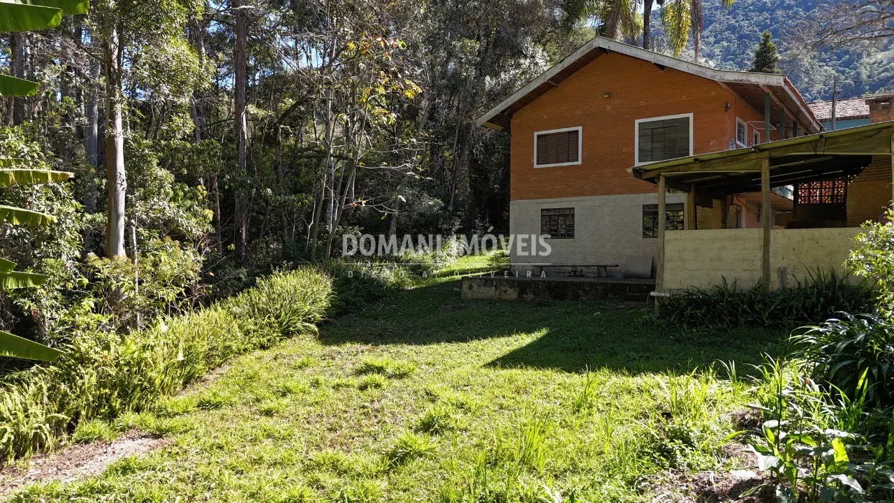 Casa à venda de 1.000 m² em Campos do Jordão, SP, Brasil